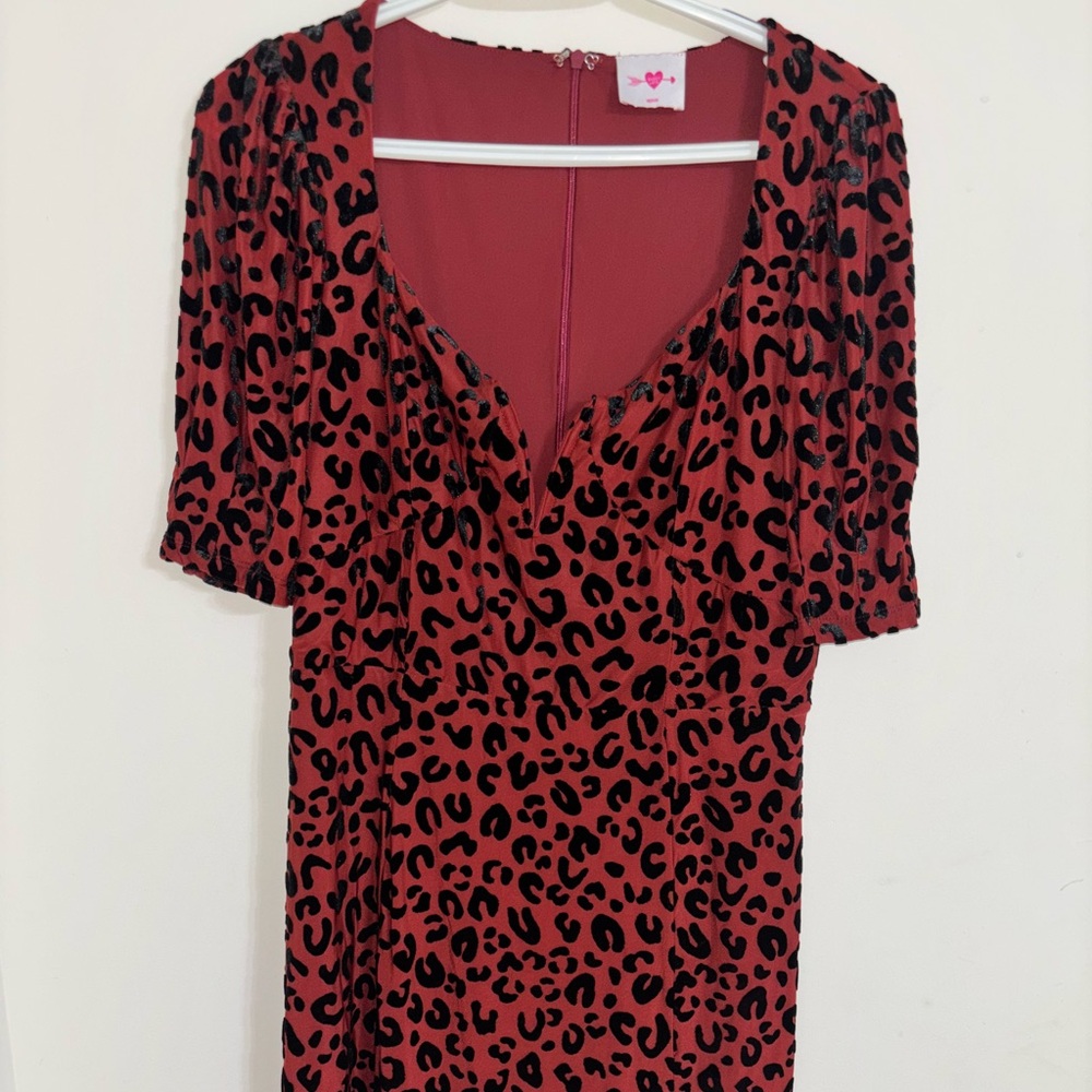 Buddy Love red Leopard Print Mini Dress Women Medium short sleeve stretchy vneck